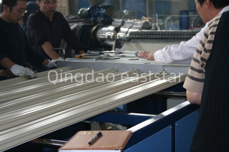 Dây chuyền sản xuất tôn đồng đùn hiệu suất cao: Giải pháp chuyên nghiệp cho xây dựng hiện đại